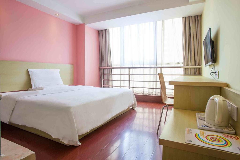 7Days Inn Huaihua Train Station Square 객실 사진
